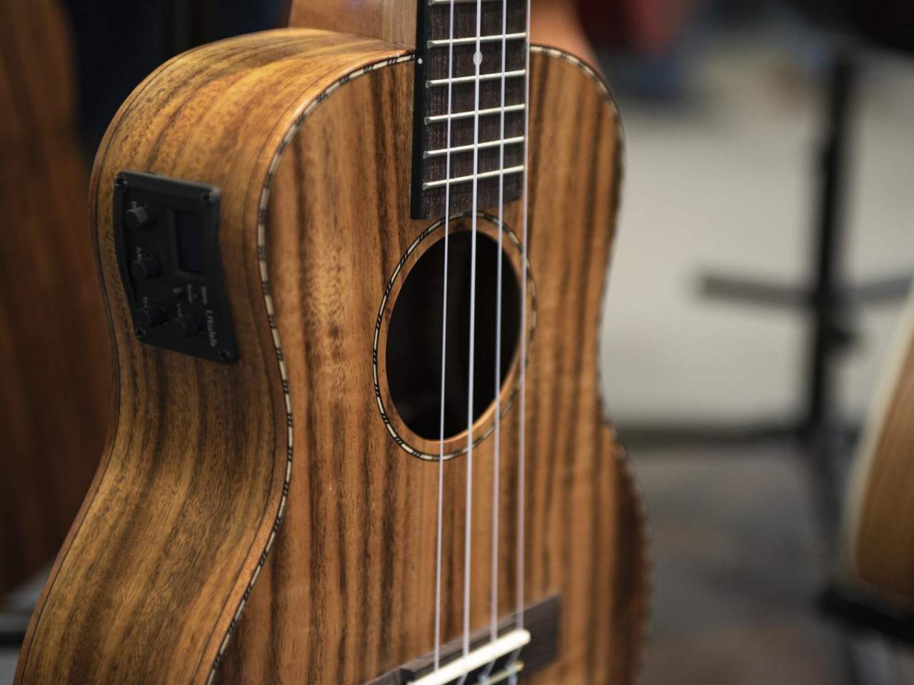 DIMAVERY UK-300 Tenor-Ukulele- Mango